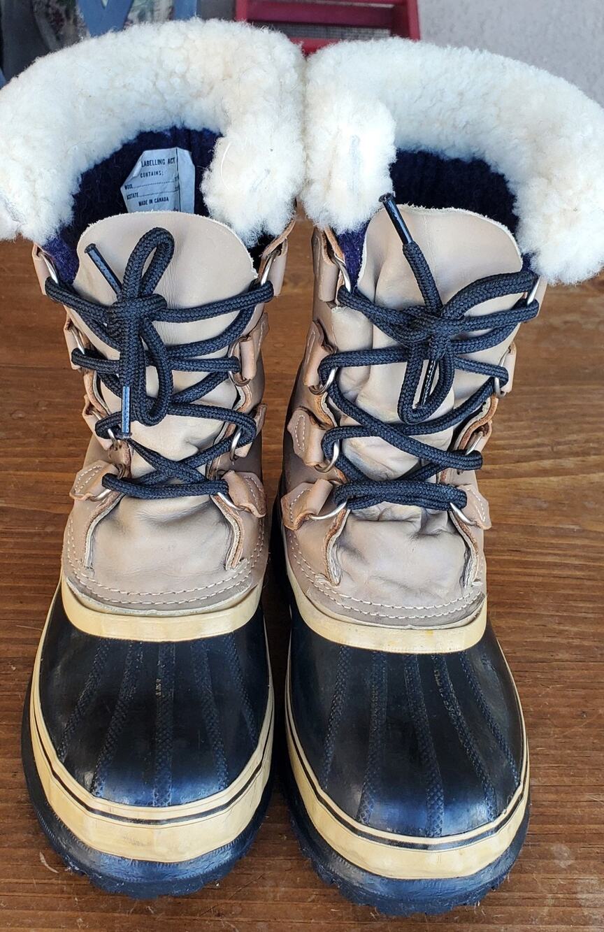 Vintage Sorel Caribou Boots Women Size 7 Made in Canada Leather Wool Lined Winte